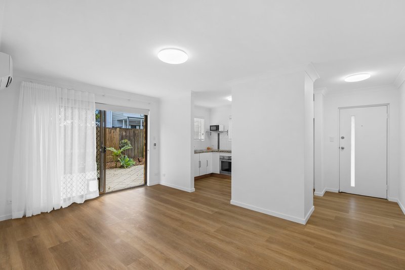 Photo - 2/14 Onslow Street, Ascot QLD 4007 - Image 2