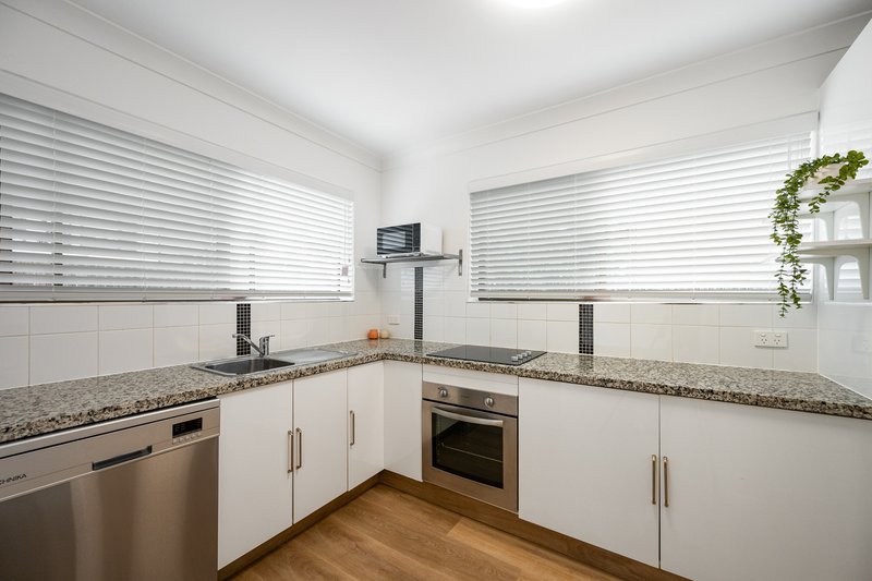 Photo - 2/14 Onslow Street, Ascot QLD 4007 - Image 3