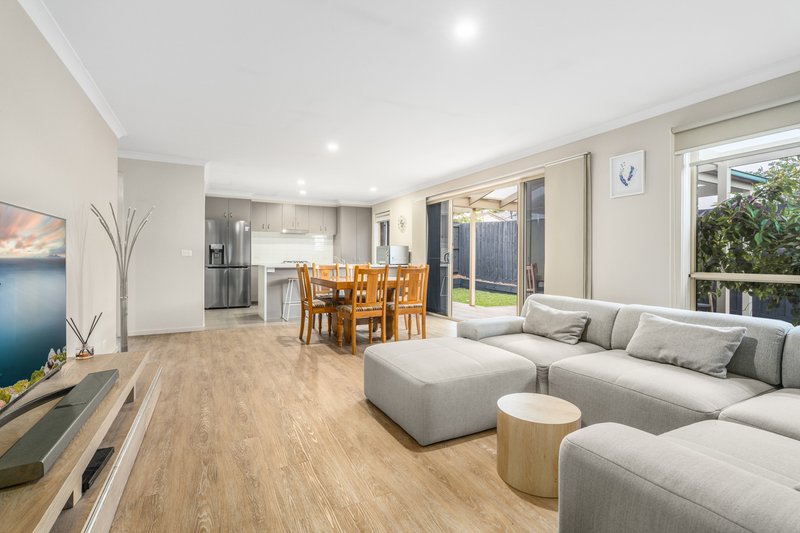 Photo - 2/14 Rimbool Road, Grovedale VIC 3216 - Image 3
