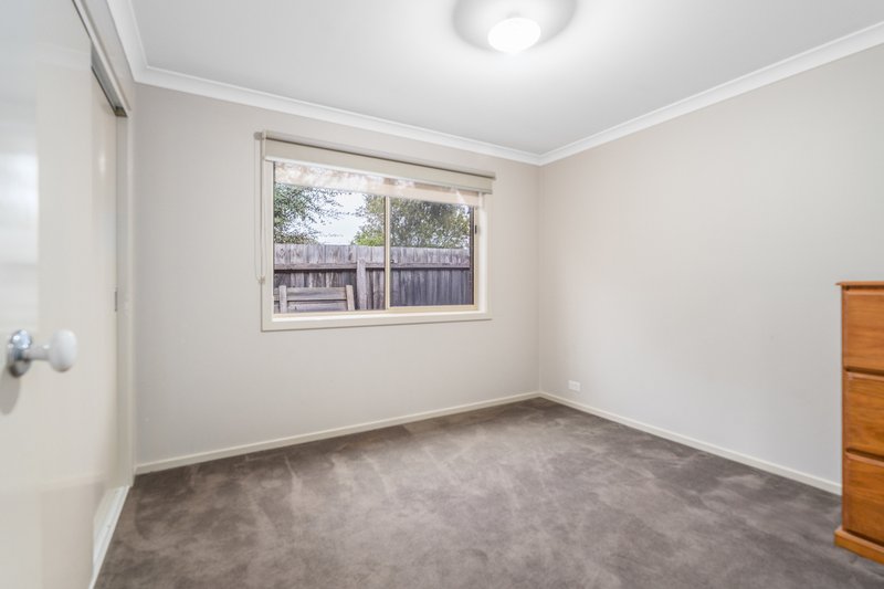 Photo - 2/14 Rimbool Road, Grovedale VIC 3216 - Image 8