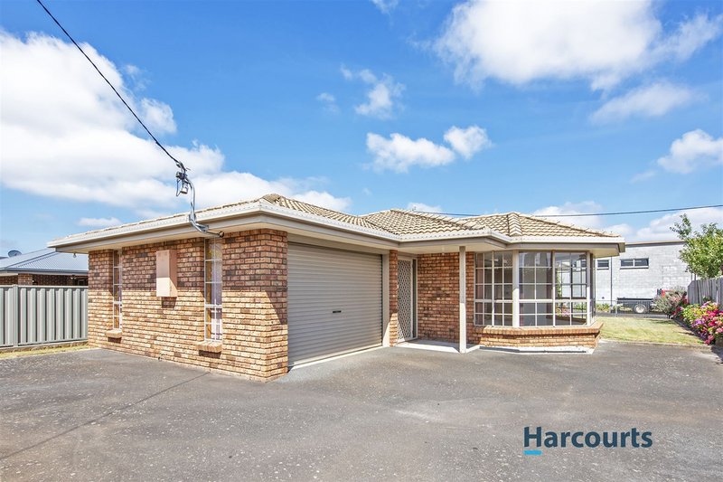 Photo - 2/14 Risby Street, Ulverstone TAS 7315 - Image 2