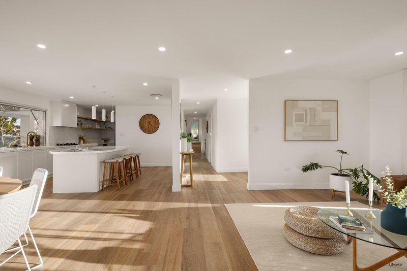 Photo - 214 Simpsons Road, Currumbin Waters QLD 4223 - Image 8