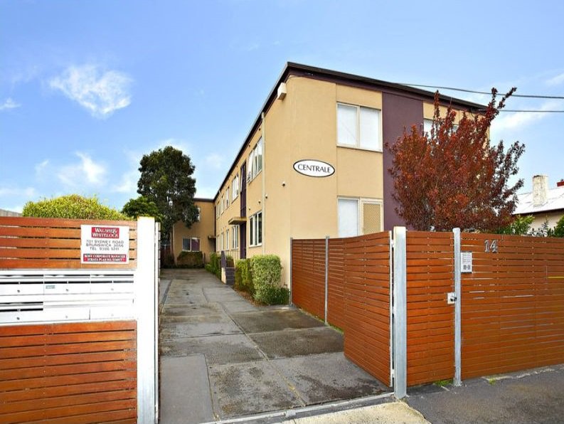 2/14 Smith Street, Thornbury VIC 3071