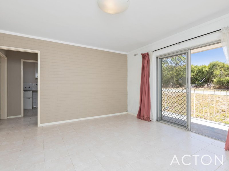 Photo - 21/4 Southend Road, Hamilton Hill WA 6163 - Image 12