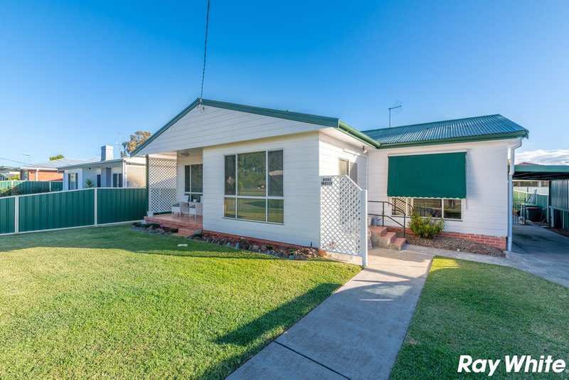 214 The Lakes Way, Tuncurry NSW 2428