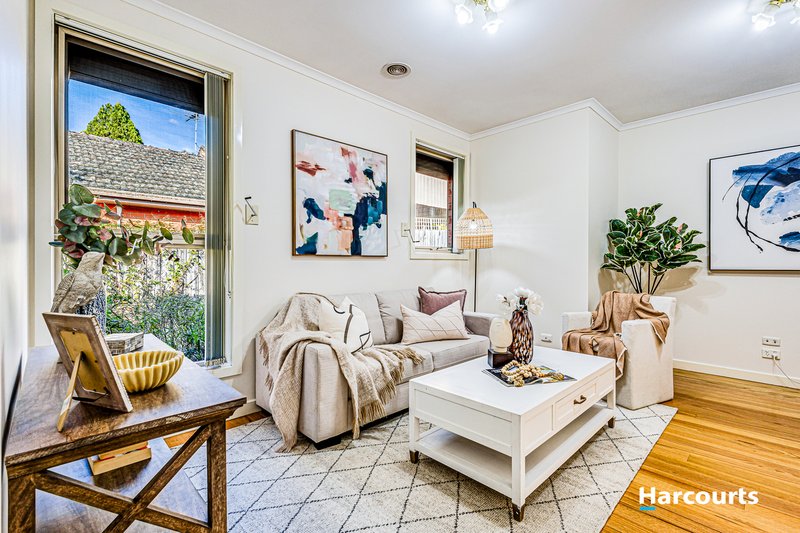 2/14 Worrall Street, Burwood VIC 3125