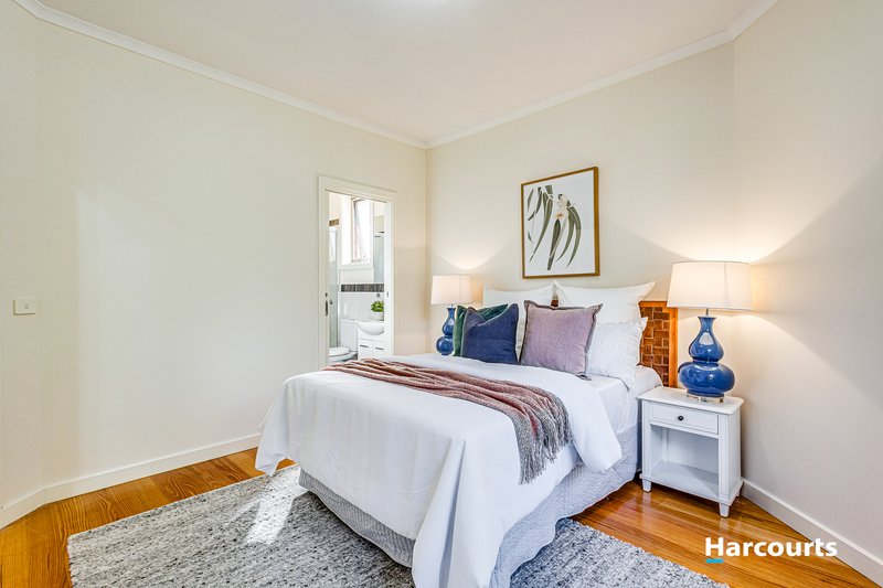 Photo - 2/14 Worrall Street, Burwood VIC 3125 - Image 12