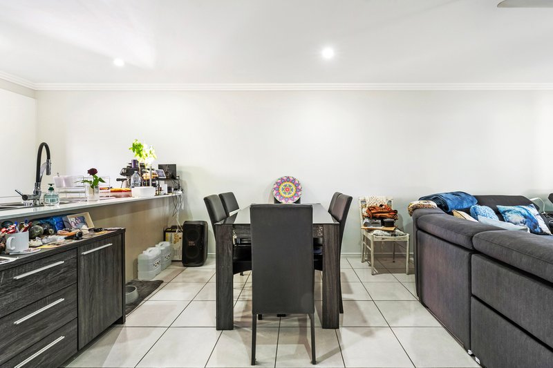 Photo - 21/40 Ellis Street, Lawnton QLD 4501 - Image 6