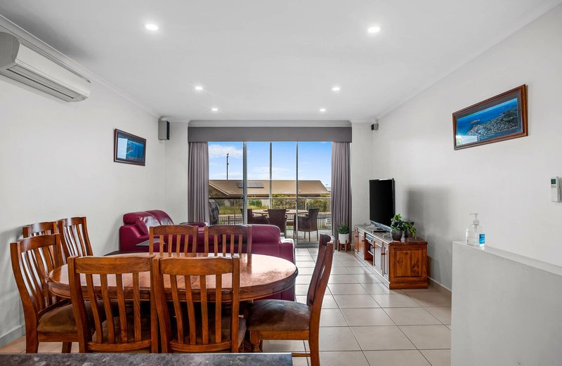 Photo - 2/141 Hindmarsh Road, Victor Harbor SA 5211 - Image 5