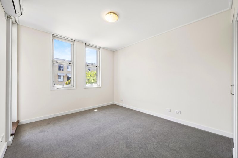 Photo - 214/1 The Piazza , Wentworth Point NSW 2127 - Image 6