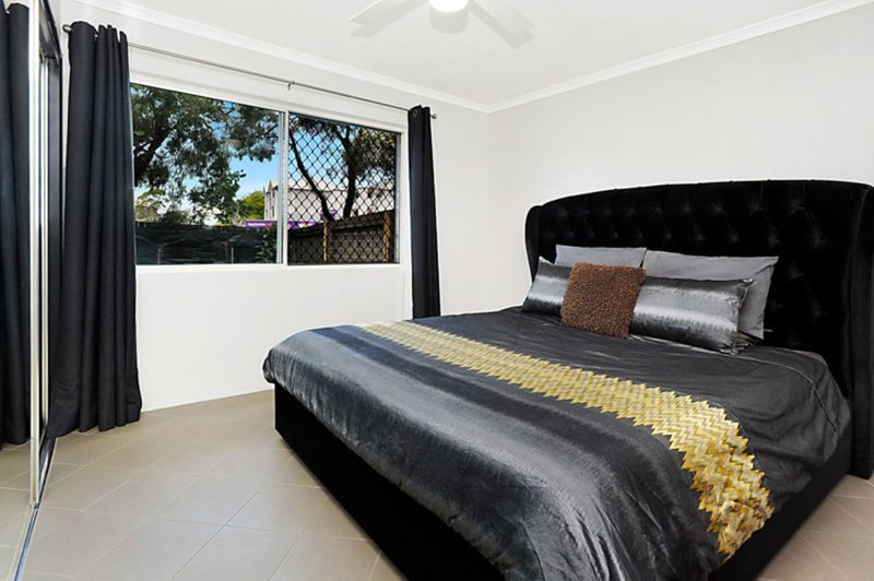 Photo - 2/1412 Sandgate Rd , Nundah QLD 4012 - Image 3