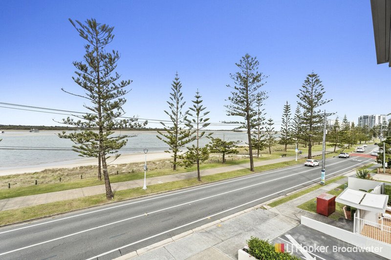 Photo - 21/416 Marine Parade, Biggera Waters QLD 4216 - Image 2