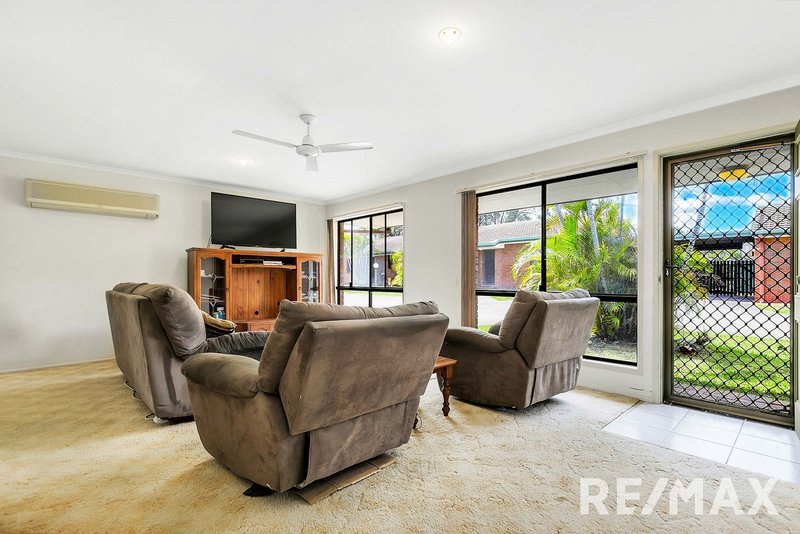 Photo - 21/42-44 Pulgul Street, Urangan QLD 4655 - Image 2