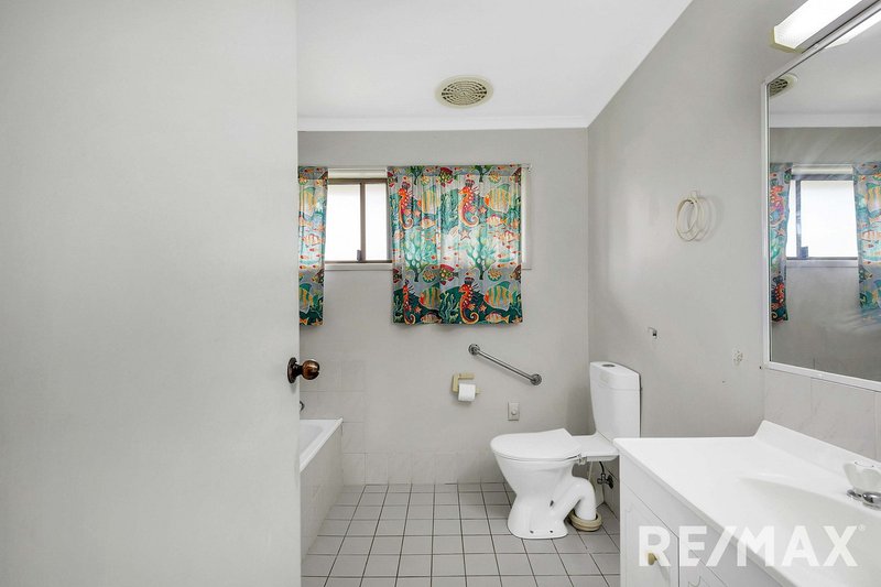 Photo - 21/42-44 Pulgul Street, Urangan QLD 4655 - Image 10