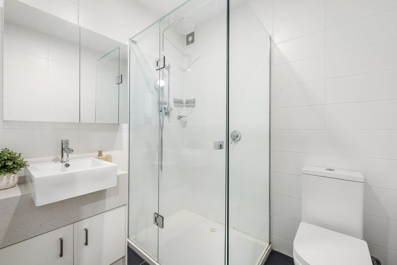 Photo - 2/1424 Centre Road, Clayton South VIC 3169 - Image 7