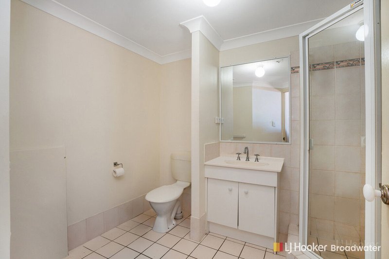 Photo - 2/143 Frank Street, Labrador QLD 4215 - Image 6