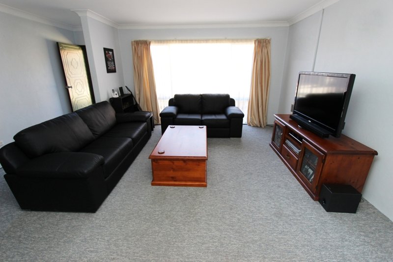 Photo - 2/143 Lambert Street, Bathurst NSW 2795 - Image 2