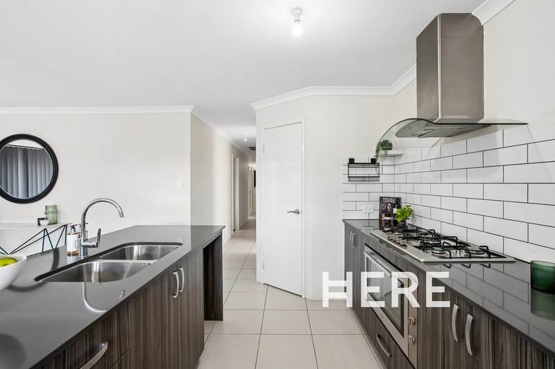 Photo - 2/143 Pannage Way, Brabham WA 6055 - Image 16