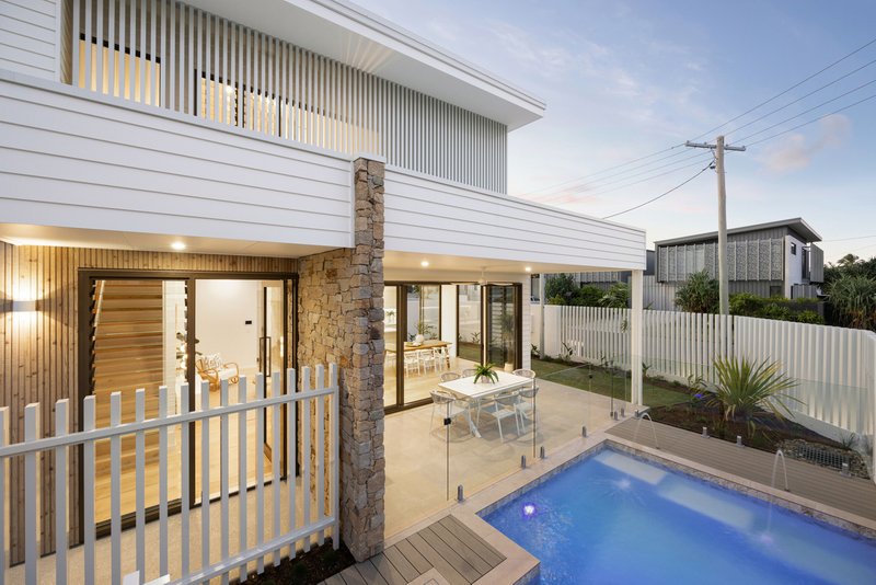Photo - 2/146 Oceanic Drive, Warana QLD 4575 - Image 5