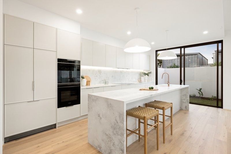 Photo - 2/146 Oceanic Drive, Warana QLD 4575 - Image 8
