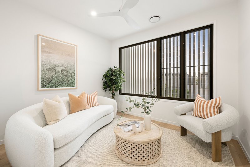 Photo - 2/146 Oceanic Drive, Warana QLD 4575 - Image 18