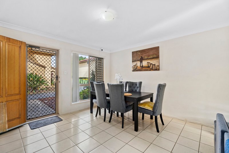 Photo - 2/147-153 Fryar Road, Eagleby QLD 4207 - Image 4