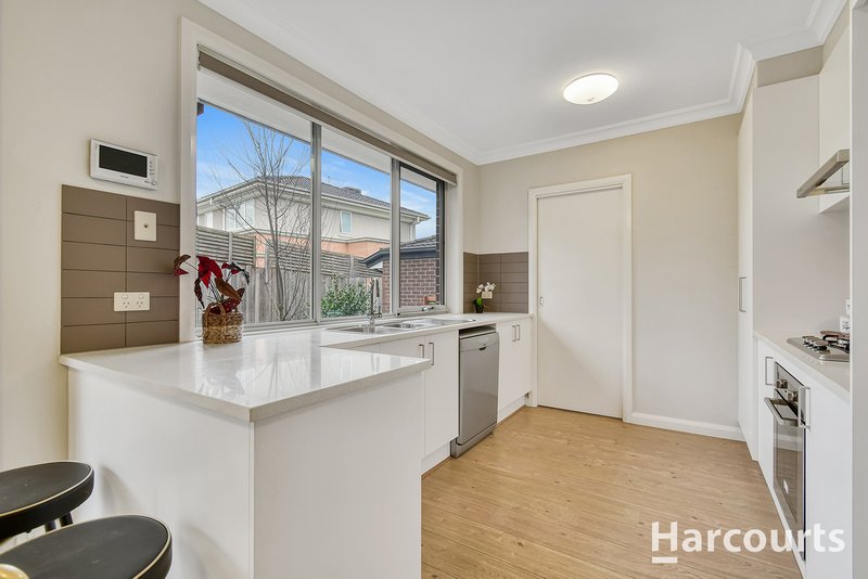 Photo - 2/147 Heatherdale Road, Vermont VIC 3133 - Image 7