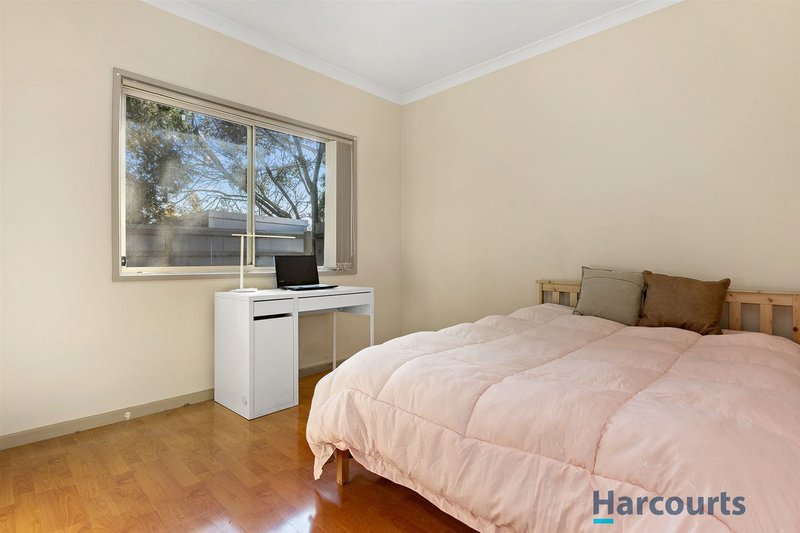 Photo - 2/147 Highbury Road, Burwood VIC 3125 - Image 5