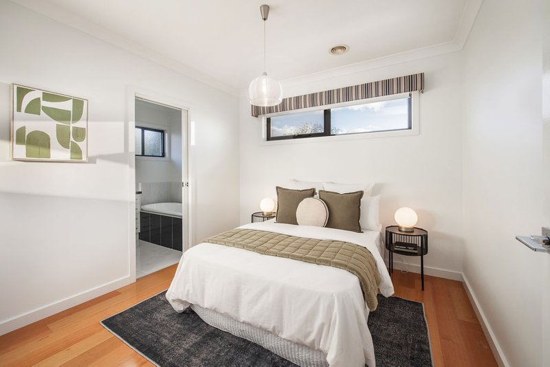 Photo - 2/147 Lawrence Street, Wodonga VIC 3690 - Image 13