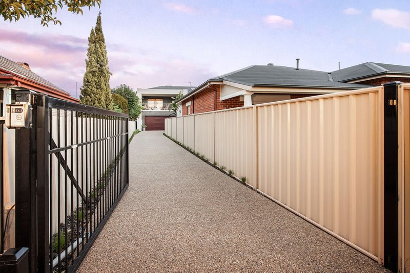 Photo - 2/147 Lawrence Street, Wodonga VIC 3690 - Image 22