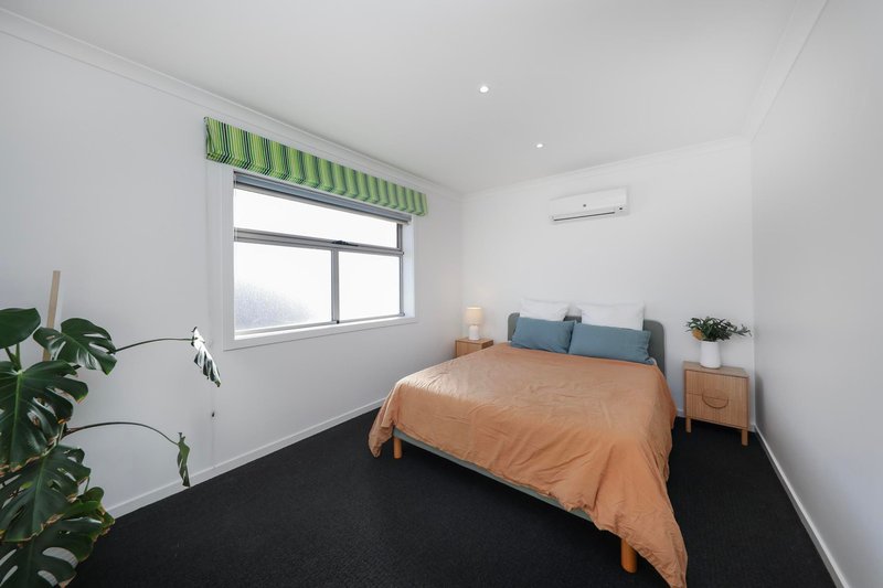Photo - 2/147 Mason Street, Newport VIC 3015 - Image 10