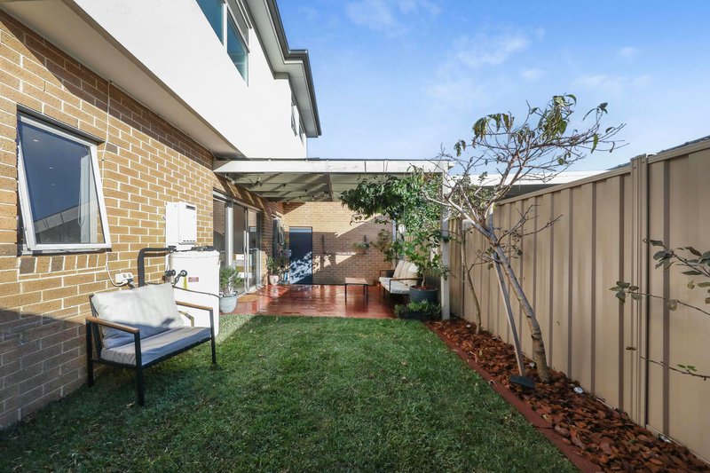 Photo - 2/147 Mason Street, Newport VIC 3015 - Image 12