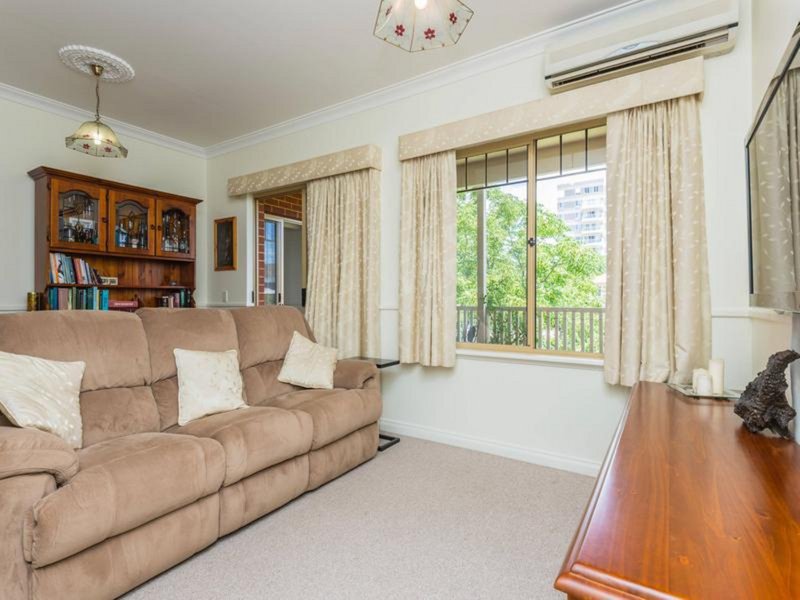 Photo - 21/48 Wellington Street, East Perth WA 6004 - Image 4