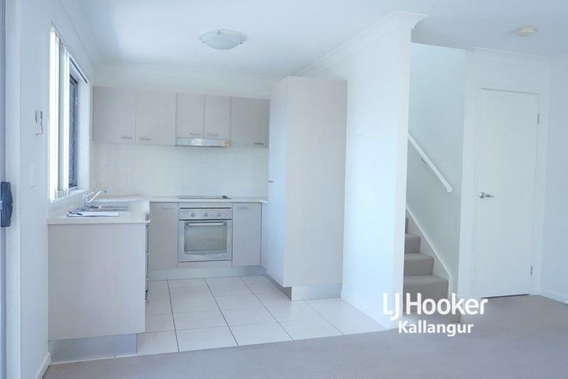 Photo - 2/149 Duffield Road, Kallangur QLD 4503 - Image 2