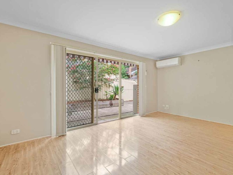 Photo - 2/14a Stapley Street, Kingswood NSW 2747 - Image 4