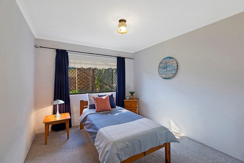 Photo - 2/15-17 Auld Street, Terrigal NSW 2260 - Image 6