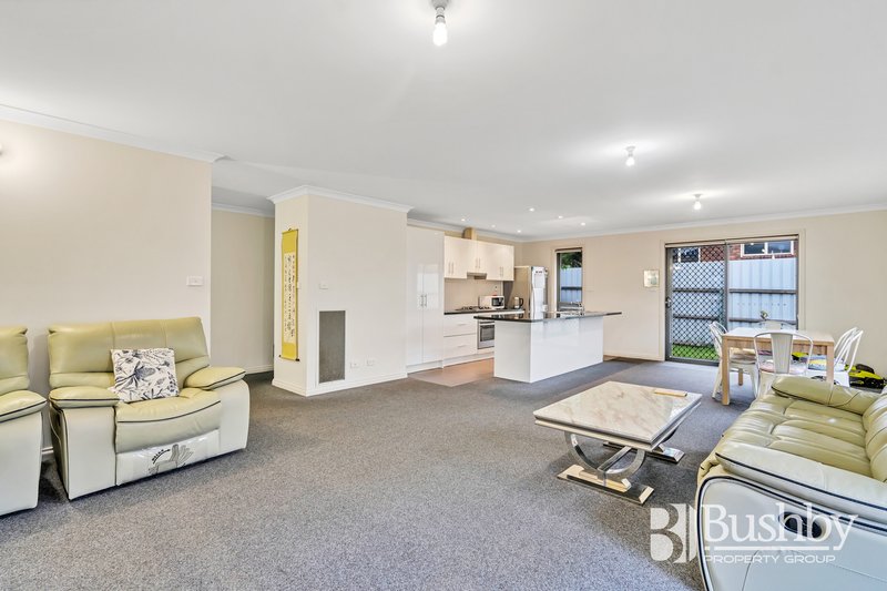 Photo - 2/15-17 Conway Street, Mowbray TAS 7248 - Image 2