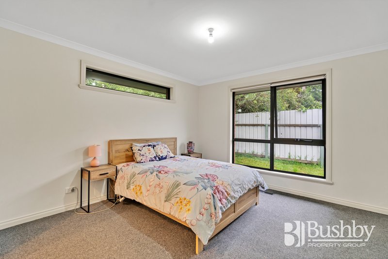 Photo - 2/15-17 Conway Street, Mowbray TAS 7248 - Image 9