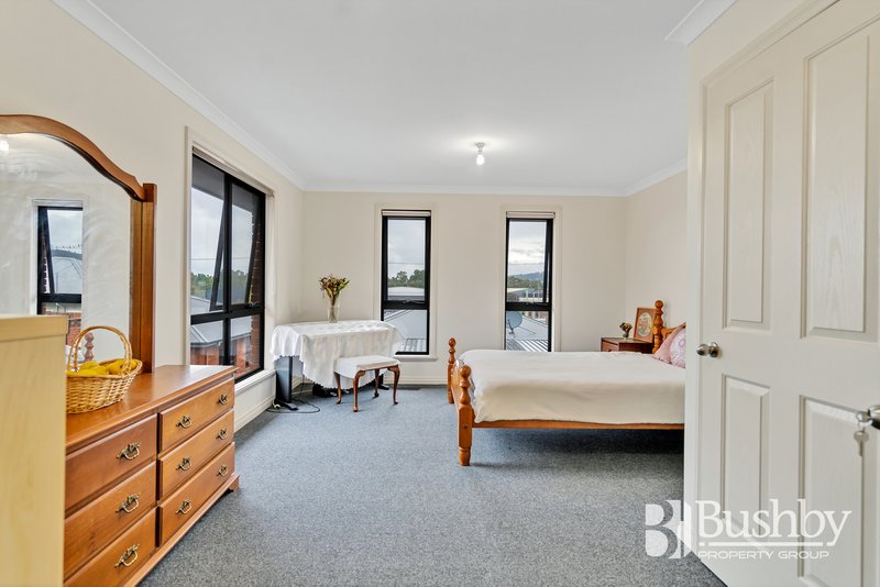 Photo - 2/15-17 Conway Street, Mowbray TAS 7248 - Image 12