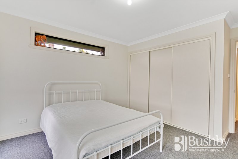 Photo - 2/15-17 Conway Street, Mowbray TAS 7248 - Image 15