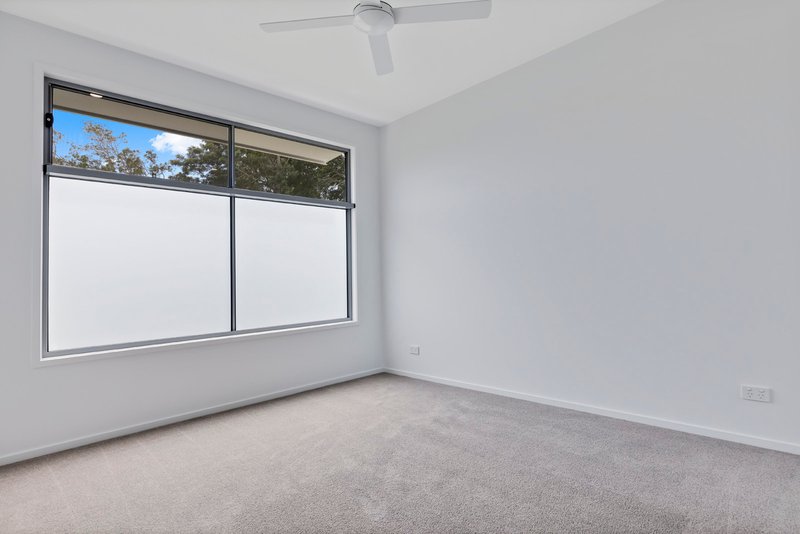 Photo - 2/15-17 Yinni Street, Maroochydore QLD 4558 - Image 14