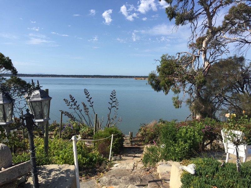 Photo - 2/15-19 Southern Drive, Midway Point TAS 7171 - Image 2