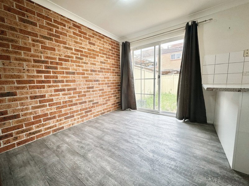 Photo - 2/15 Balmoral Street, Blacktown NSW 2148 - Image 10