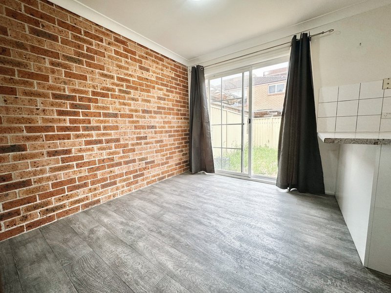 Photo - 2/15 Balmoral Street, Blacktown NSW 2148 - Image 2