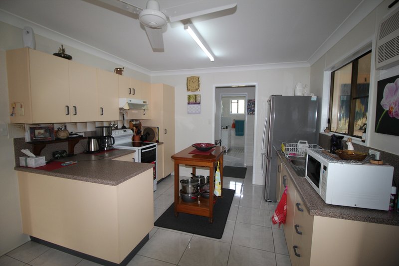 Photo - 215 Beatts Road, Forrest Beach QLD 4850 - Image 2