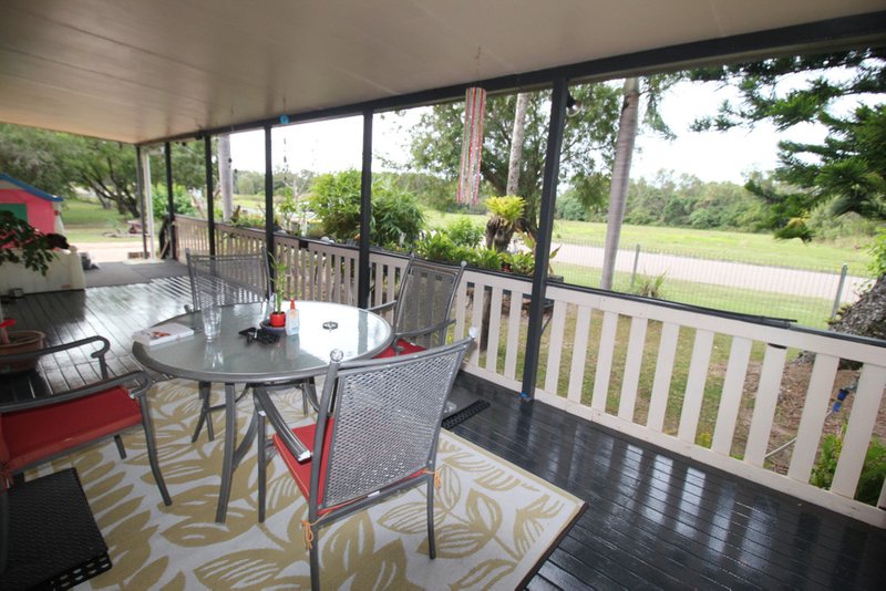 Photo - 215 Beatts Road, Forrest Beach QLD 4850 - Image 13