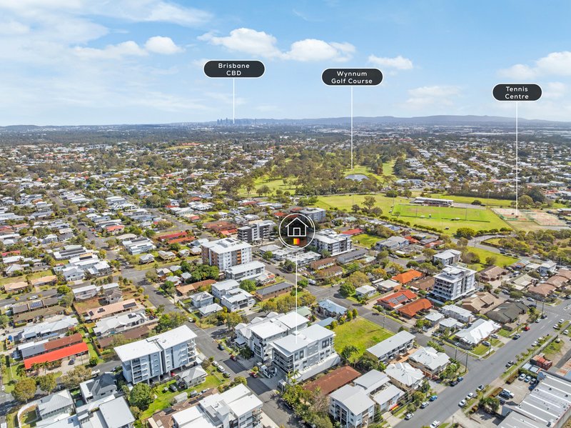 Photo - 2/15 Besham Parade, Wynnum QLD 4178 - Image 19