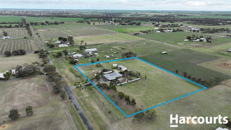 Photo - 215 Browns Road, Riverside VIC 3401 - Image 5