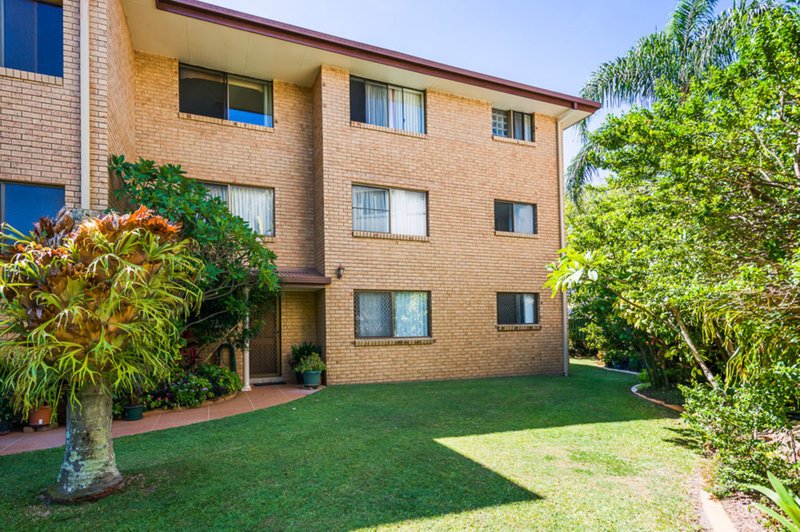 Photo - 2/15 Burrows Street, Biggera Waters QLD 4216 - Image 10