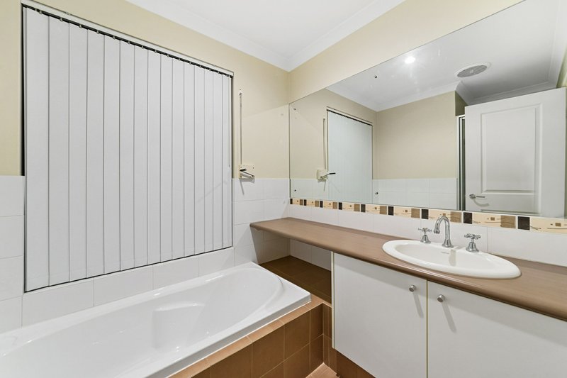 Photo - 2/15 Coogee Road, Lake Coogee WA 6166 - Image 10